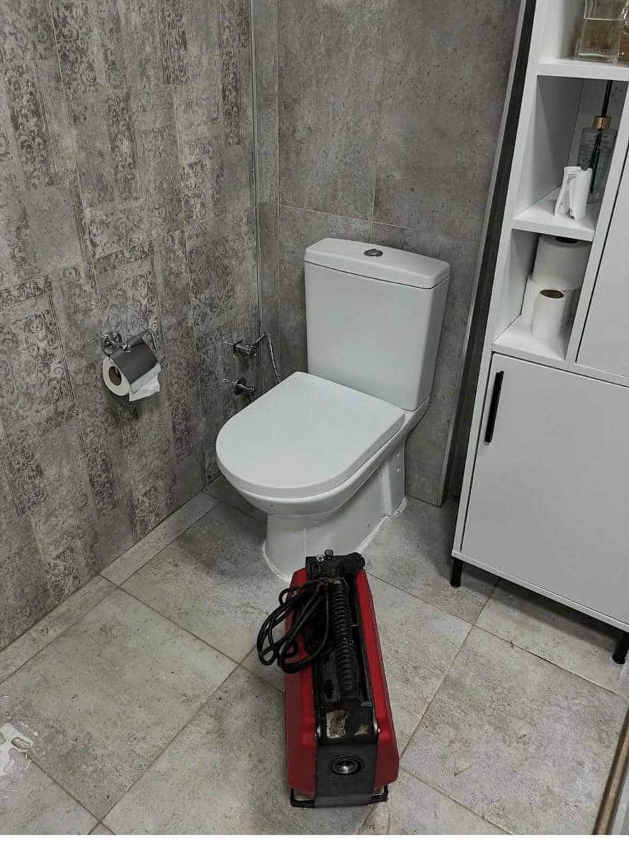Klozet gideri acma islemi | Demre Su Tesisatçısı | Antalya Su Tesisat